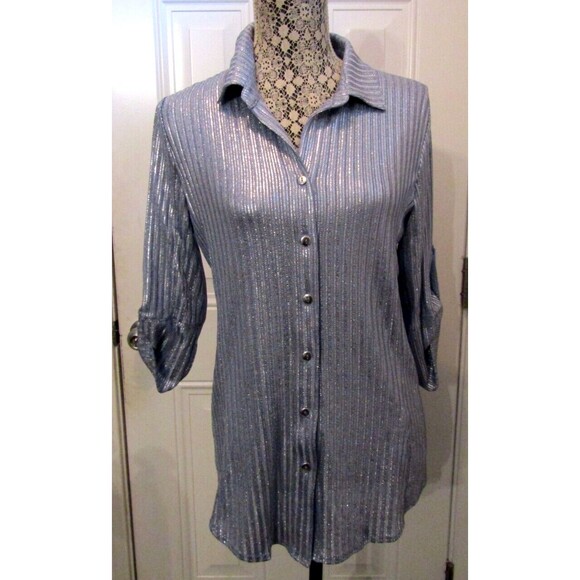 Pure Amici Blouse Metallic Gunmetal Silver Button Front Top NWT Size XS - Picture 1 of 6